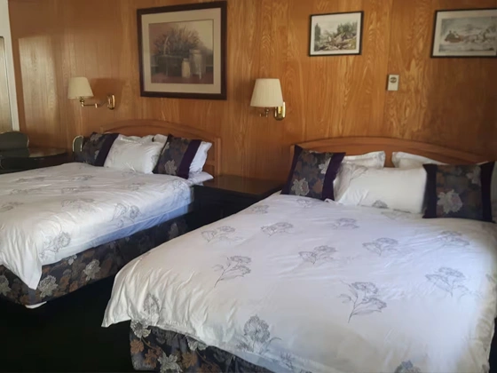 Book Motel Rooms in Hope, BC